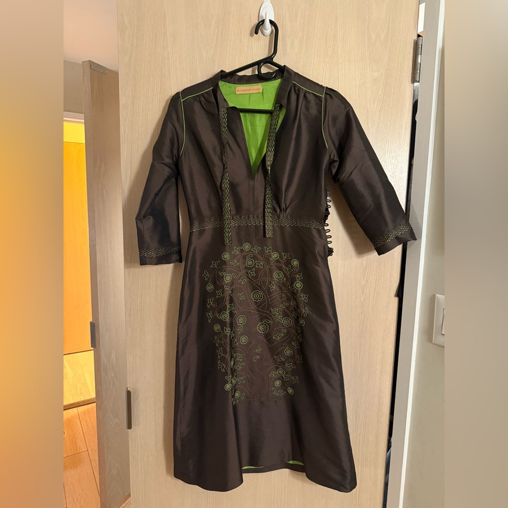 Christopher Totman 100% Silk Embroidered Dress – Size 6